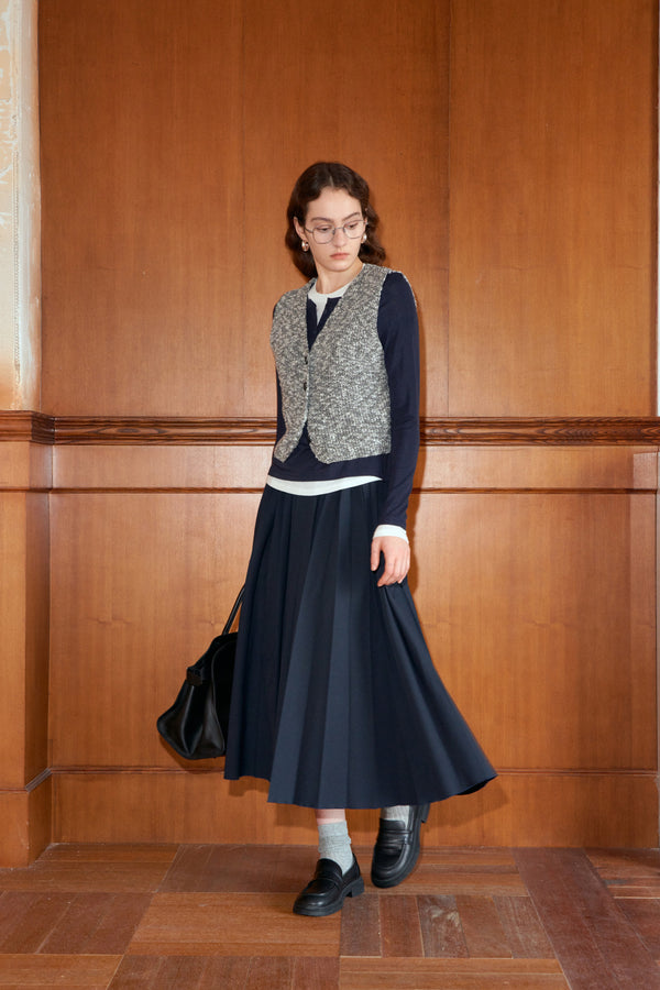 Structured Pleated Maxi Skirt