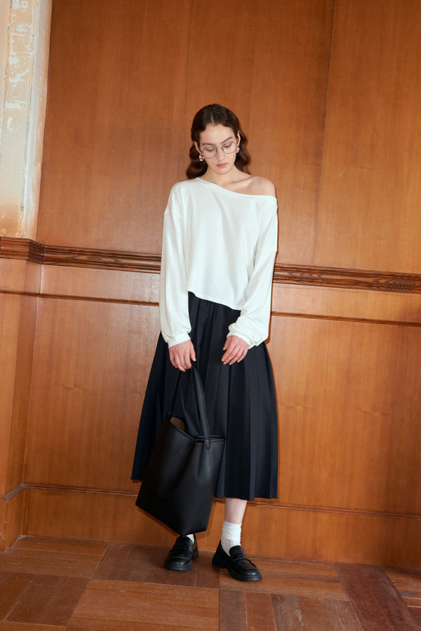 Structured Pleated Maxi Skirt