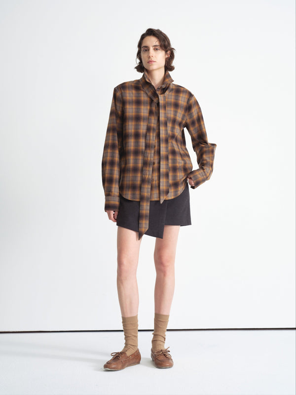 Camicia a quadri con fiocco staccabile