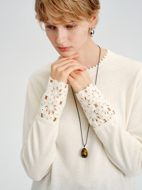 Fleur Edge Wool Crew