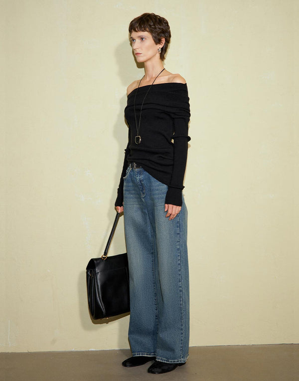 Edgy Asymmetry Off-Shoulder
