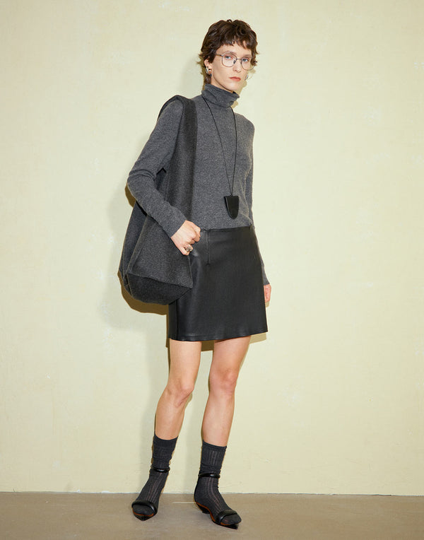 Essential Leather Mini