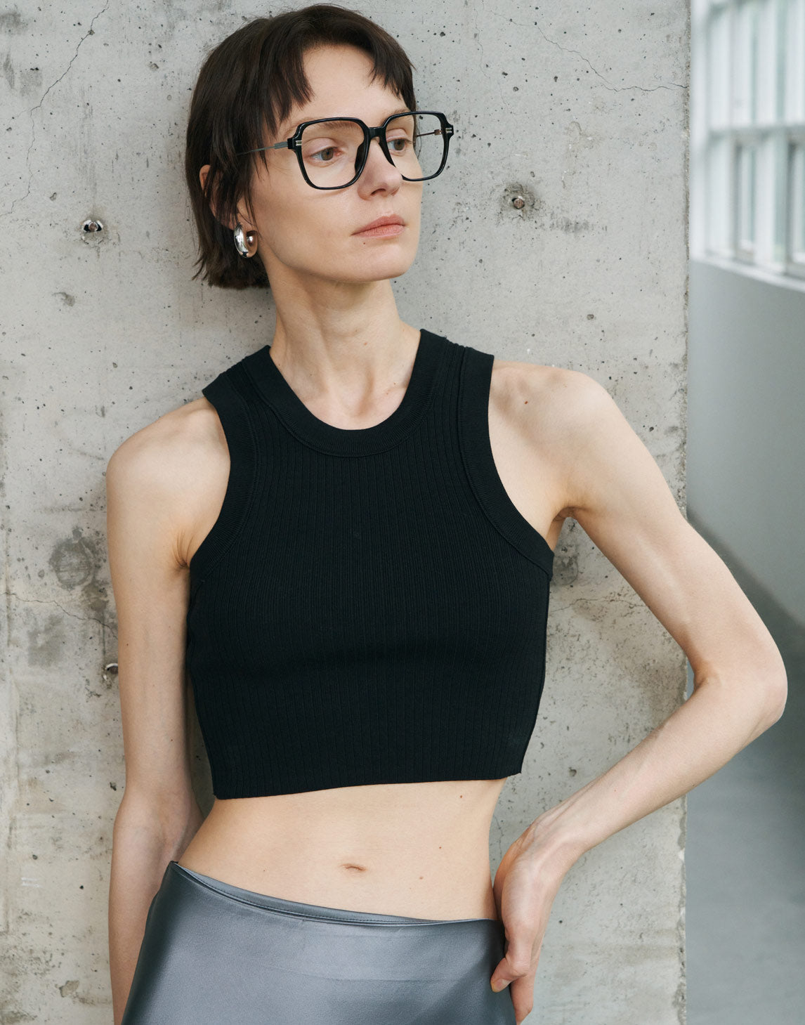 Versatile Ribbed Tank