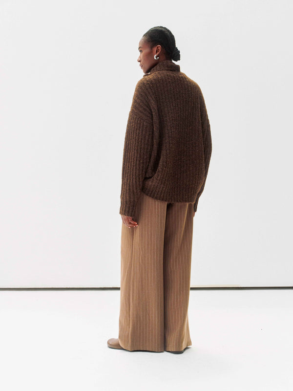 Feylan Cozy Knit
