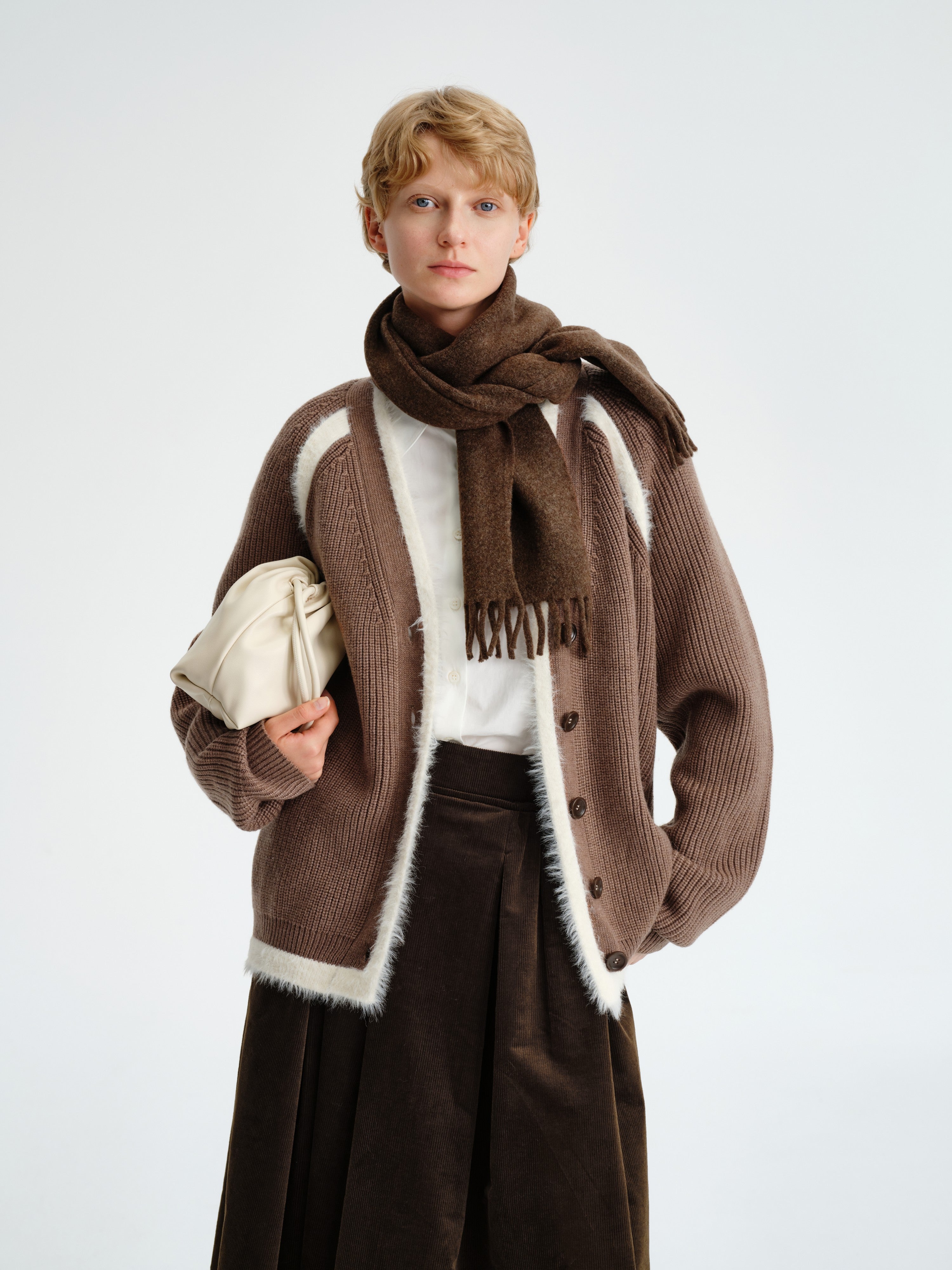 カーディガン RHC Wool Feather Cardigan Statement shoulder cardigan– Róhe