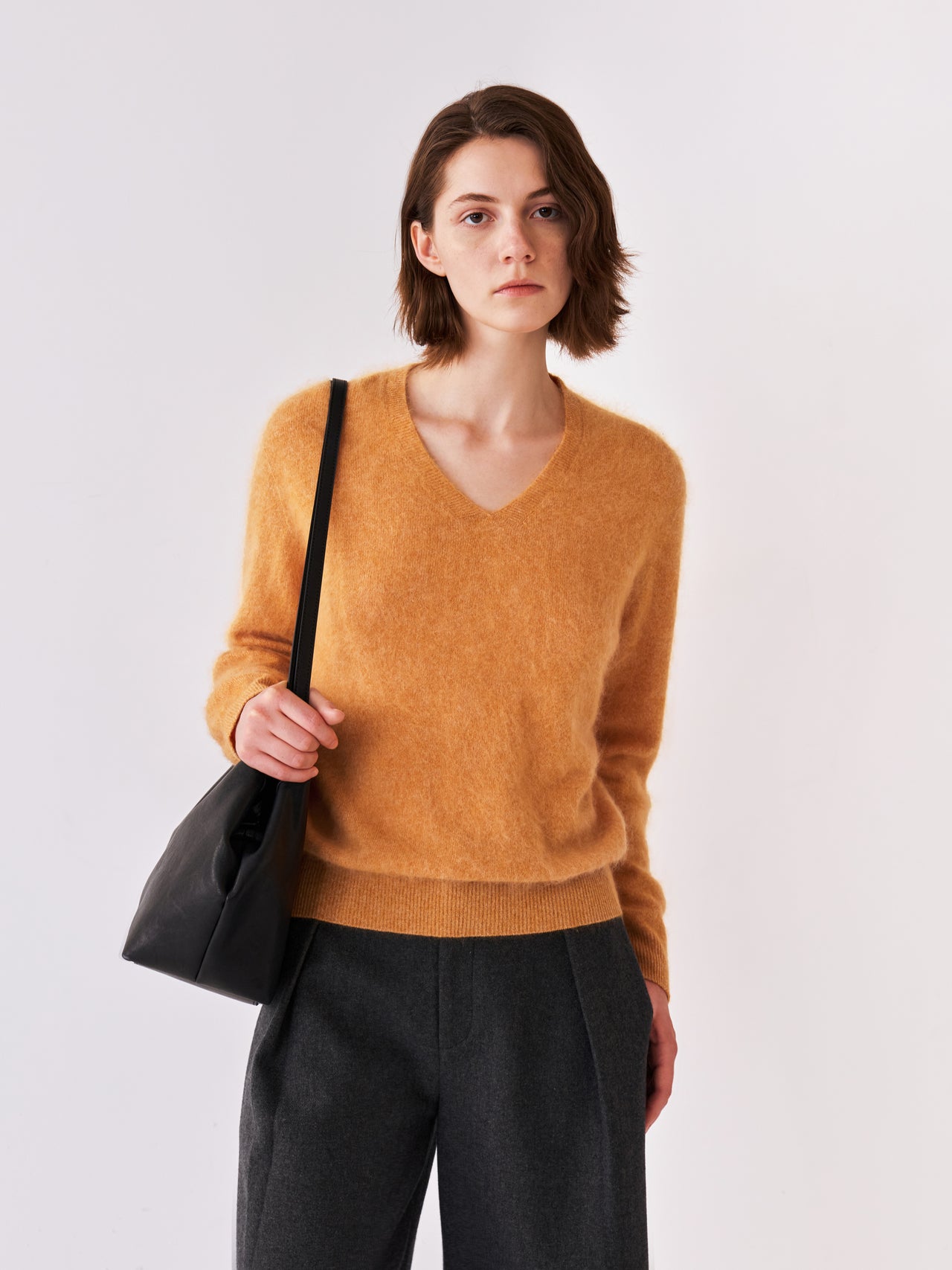 Serein V-Neck Knit
