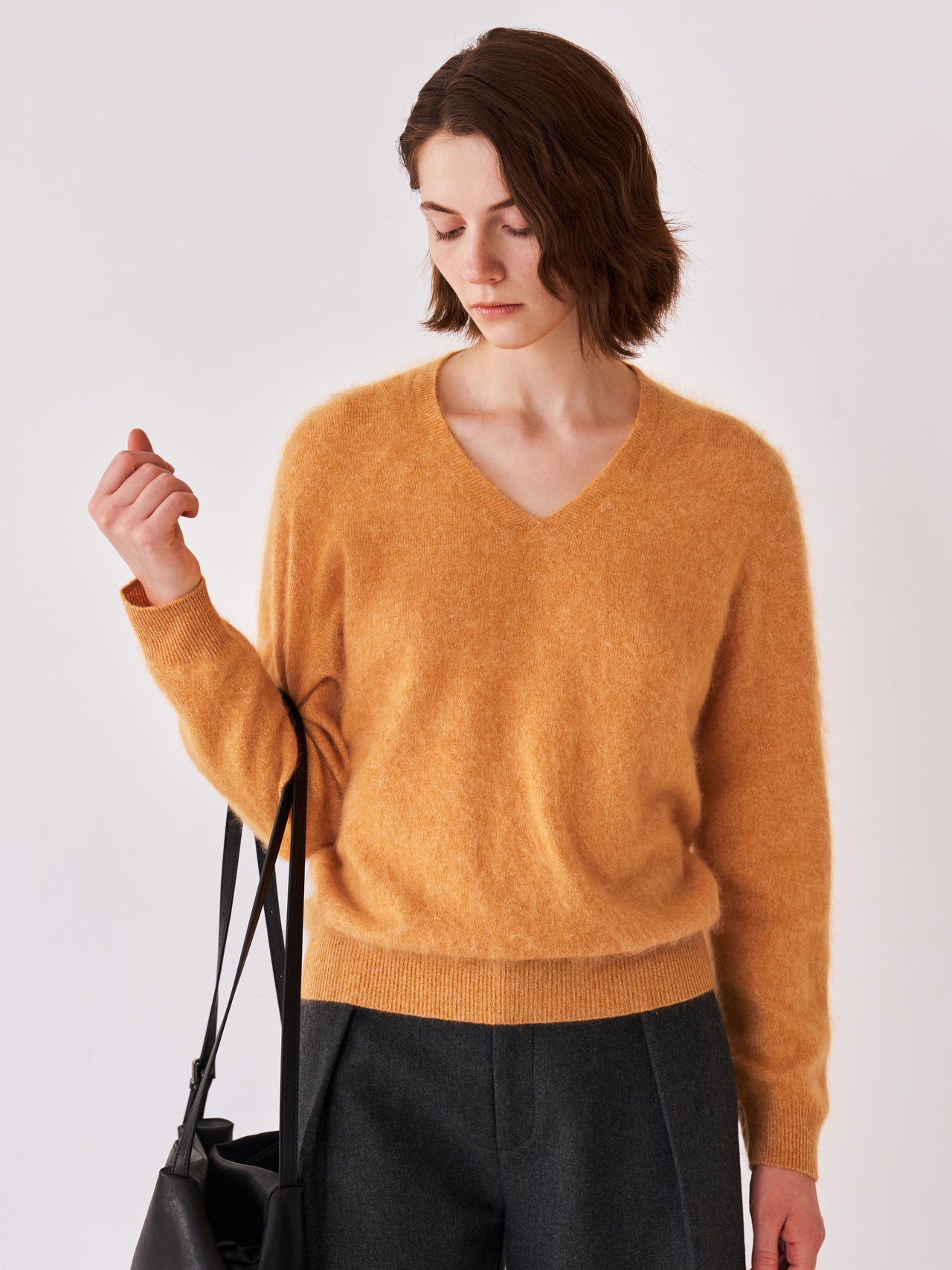 Serein V-Neck Knit