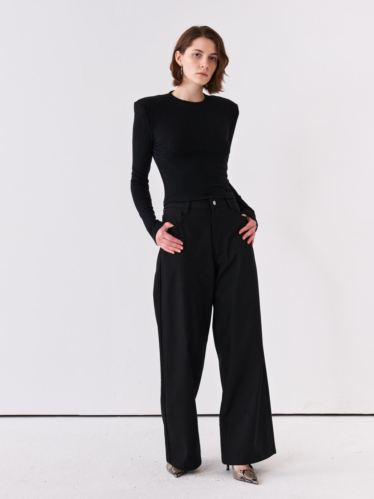 Frame Shoulder Top