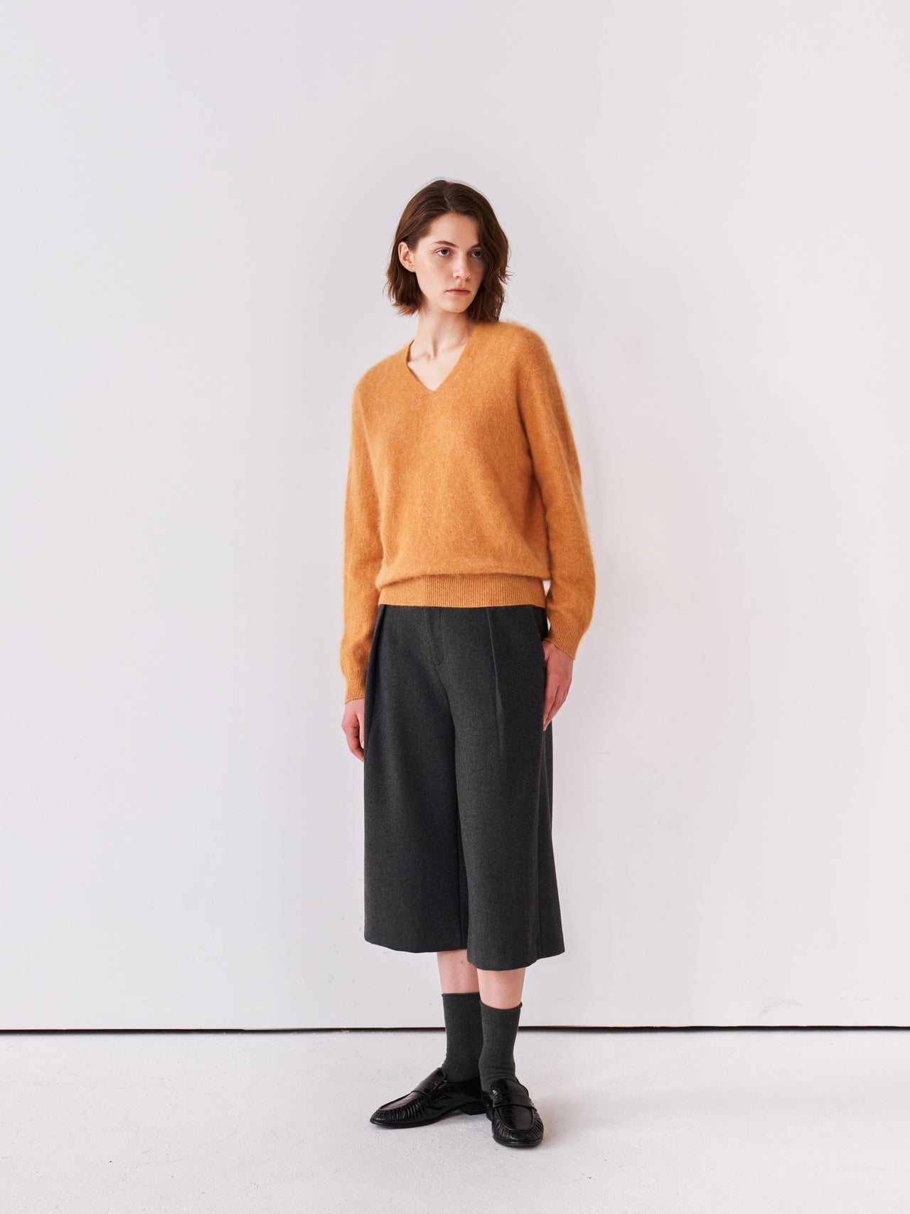 Serein V-Neck Knit