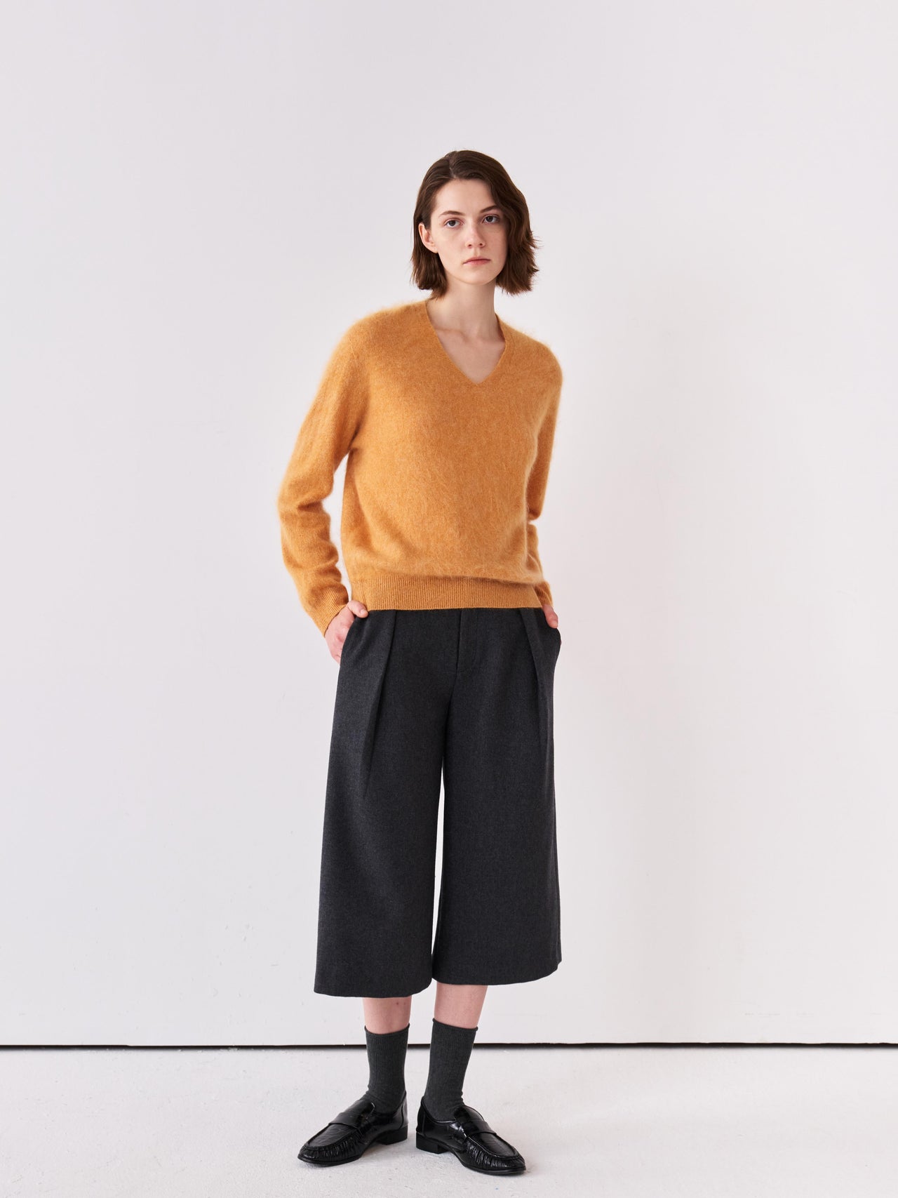 Serein V-Neck Knit