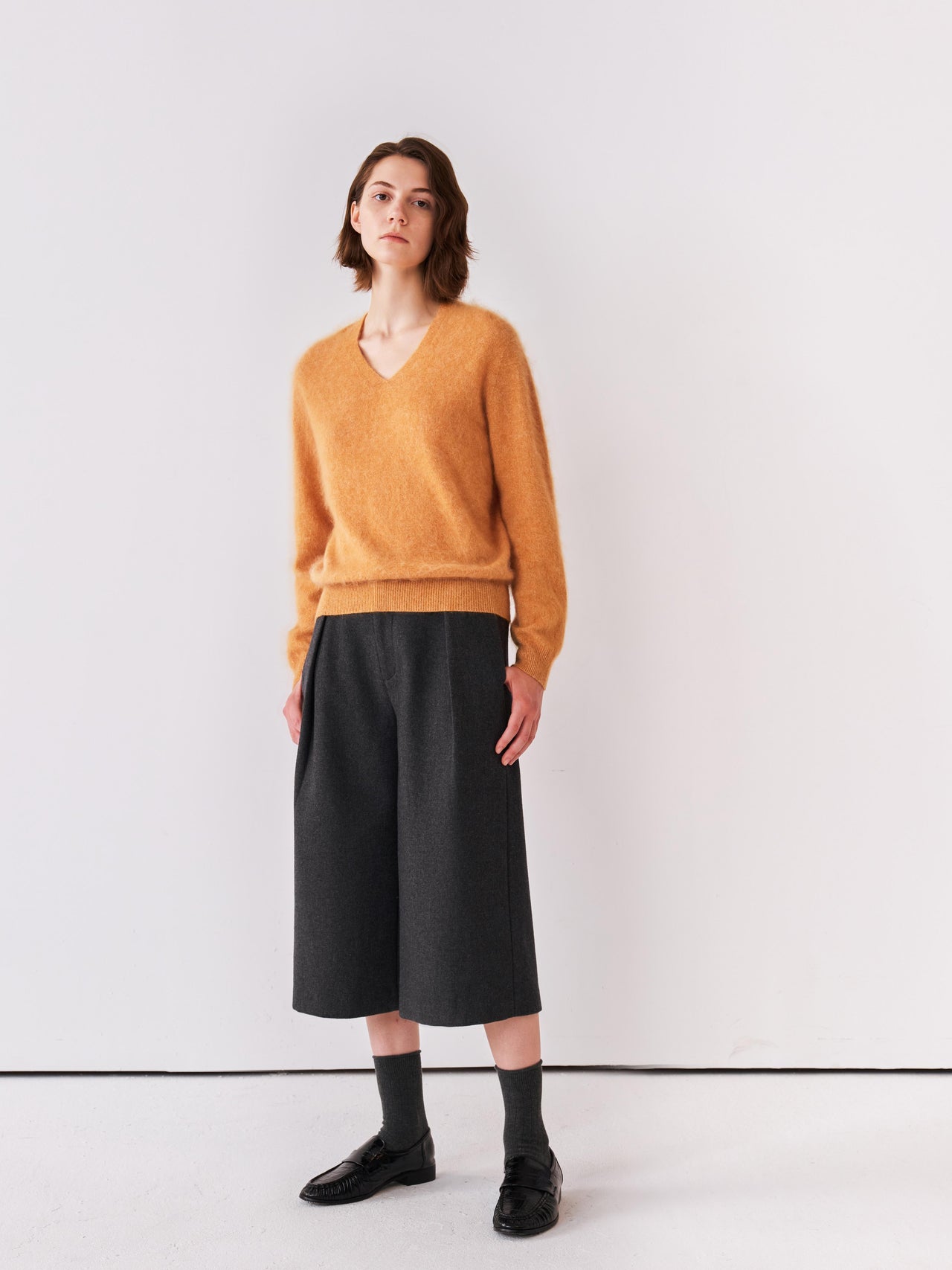 Serein V-Neck Knit