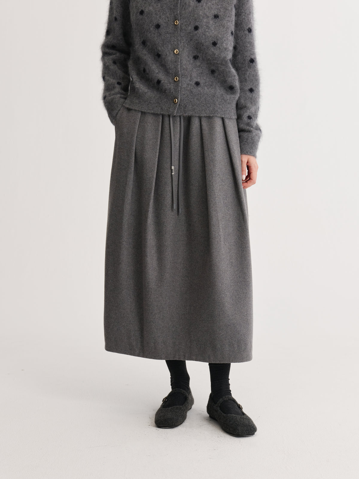 Veyra Midi Skirt