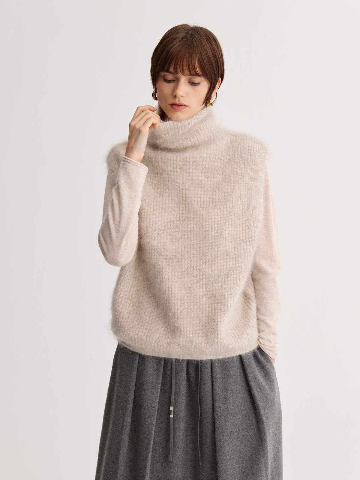 Aven Turtleneck Vest