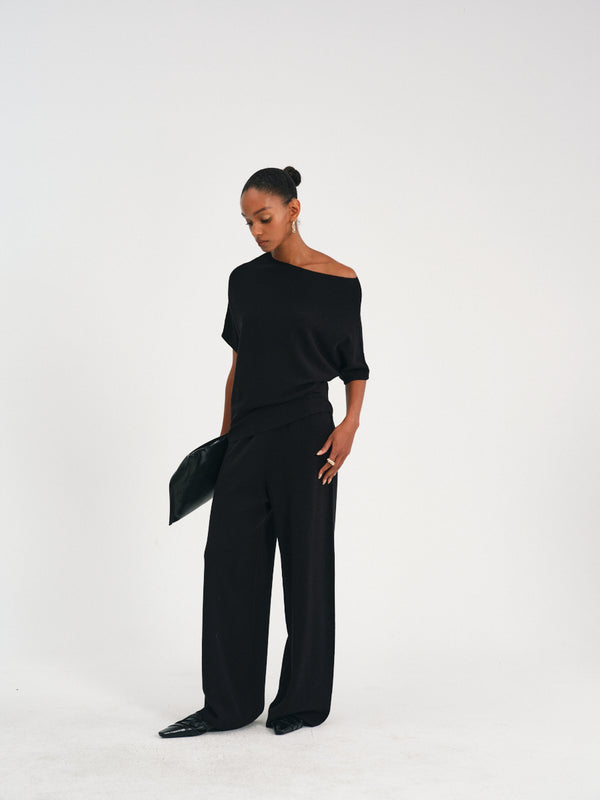 Pleated Waist Wide-Leg Pants
