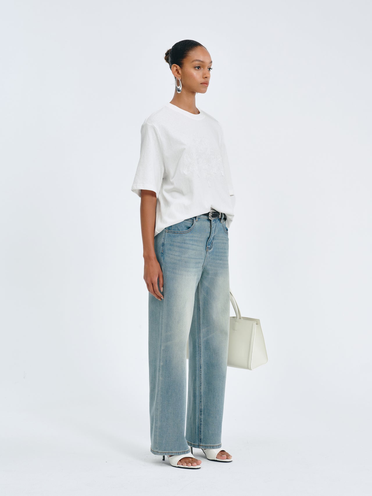Aeris Embroidered Tee