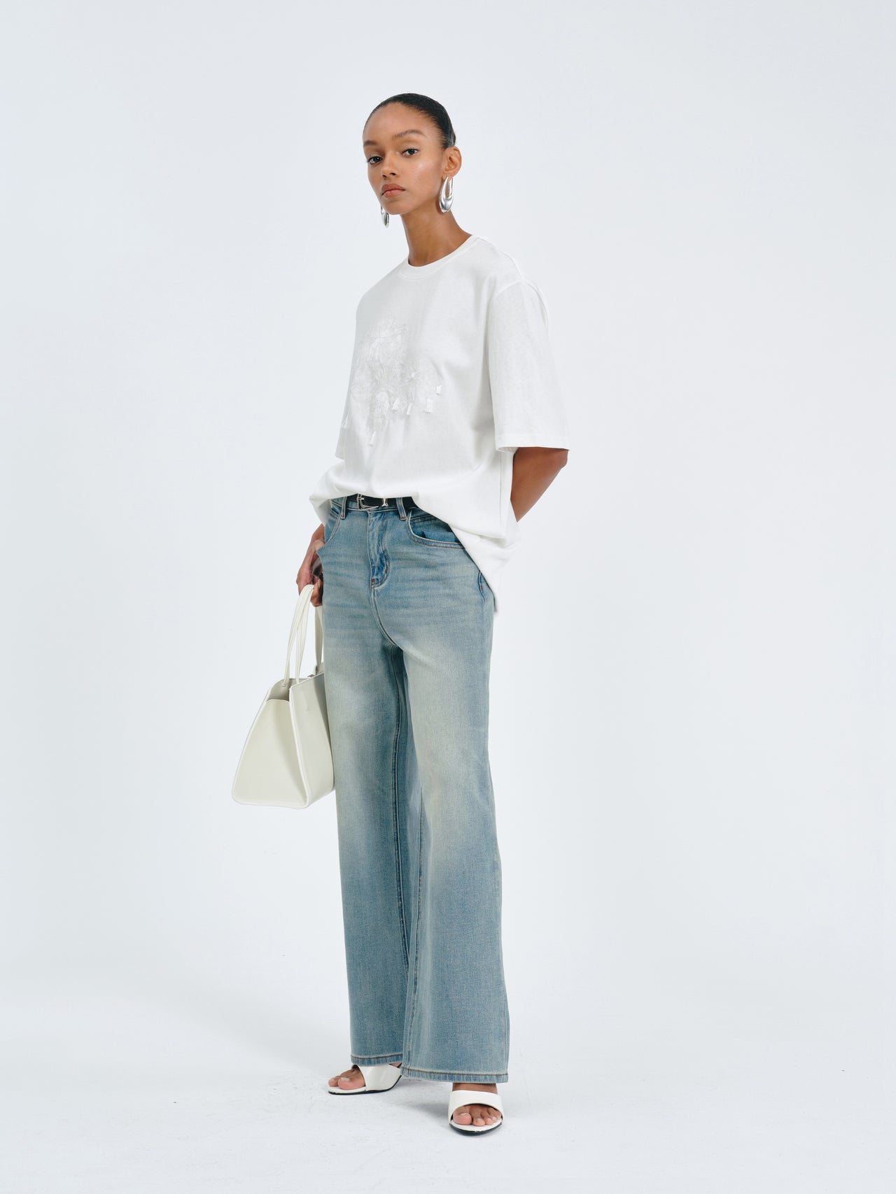 Aeris Embroidered Tee