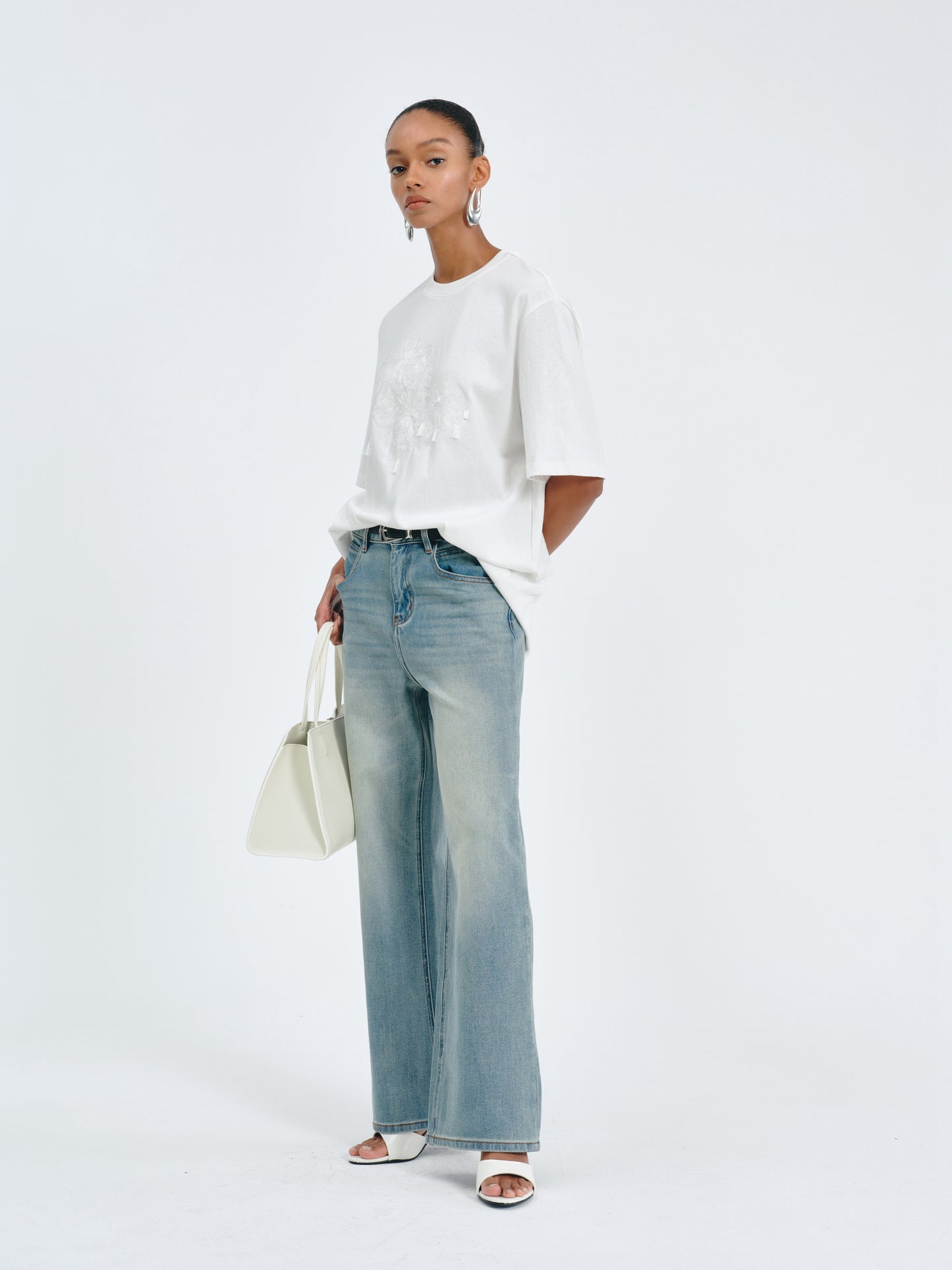 Aeris Embroidered Tee