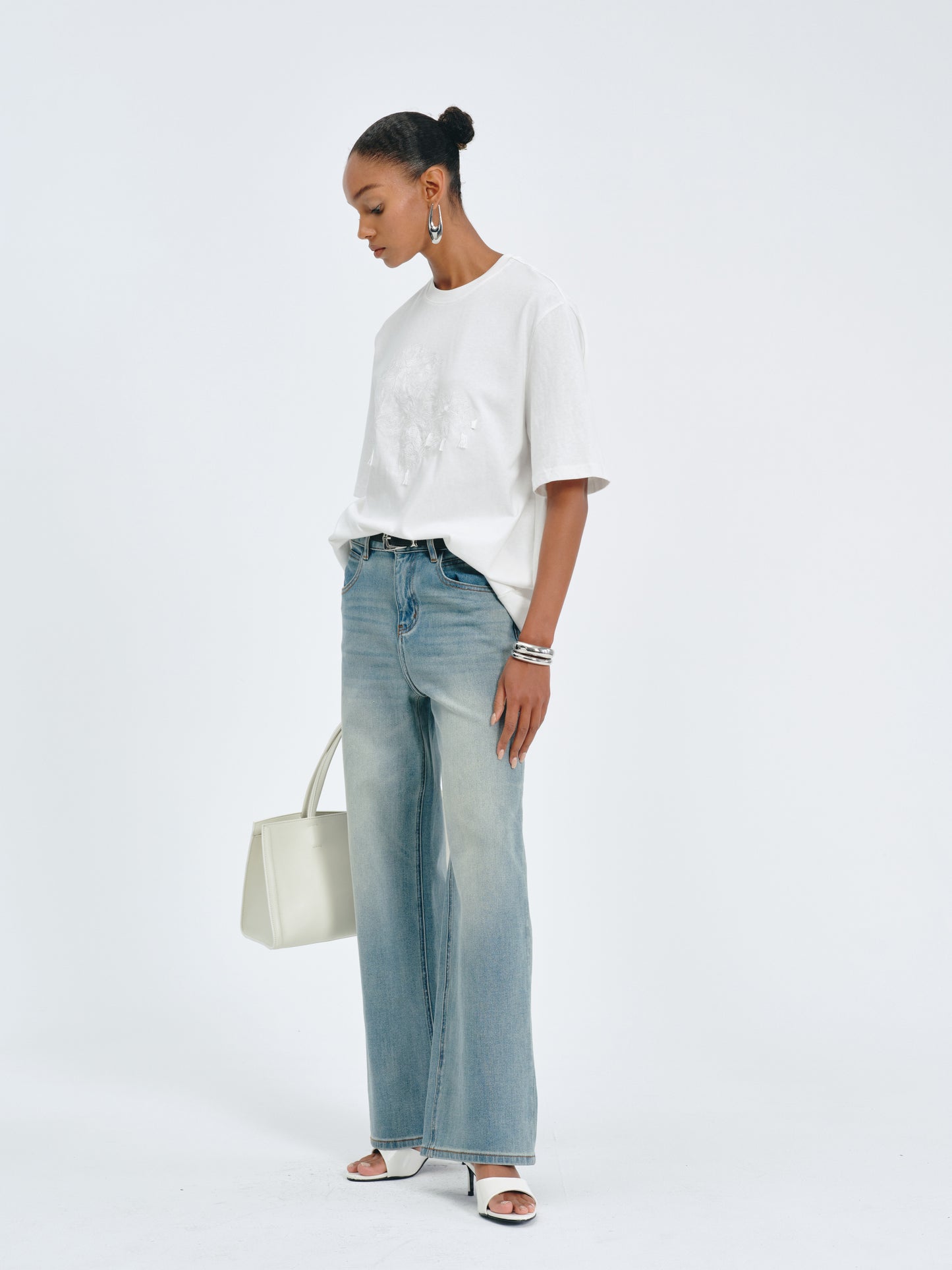 Aeris Embroidered Tee