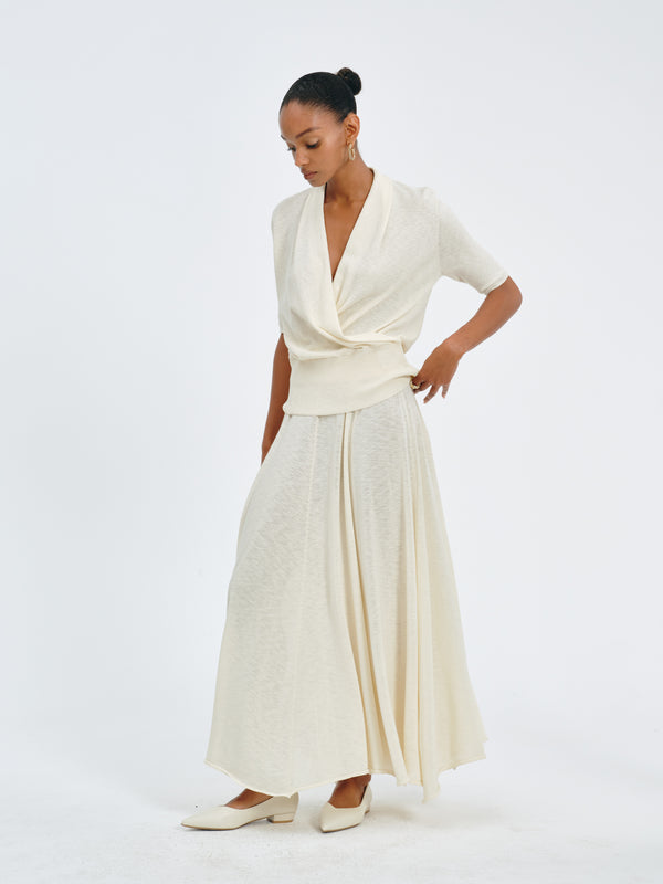 Quiet V-Neck Knit Top