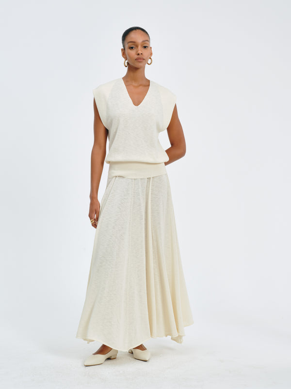 Crisp V-Neck Knit Top