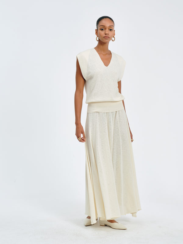 Crisp V-Neck Knit Top