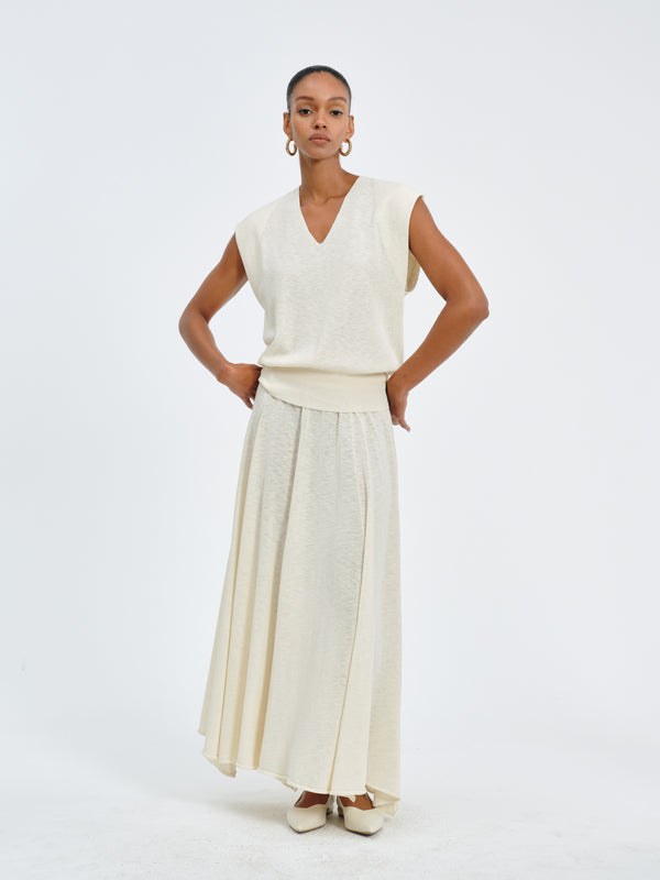 Crisp V-Neck Knit Top