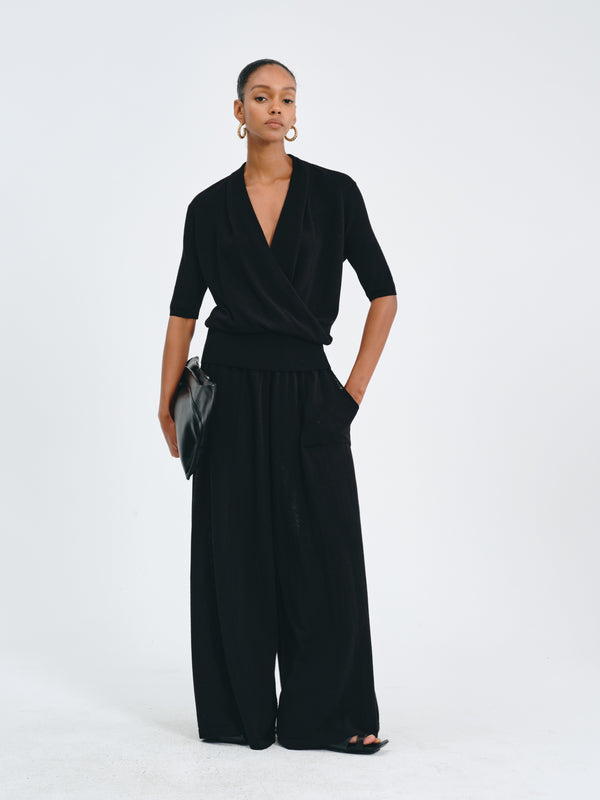 Quiet V-Neck Knit Top