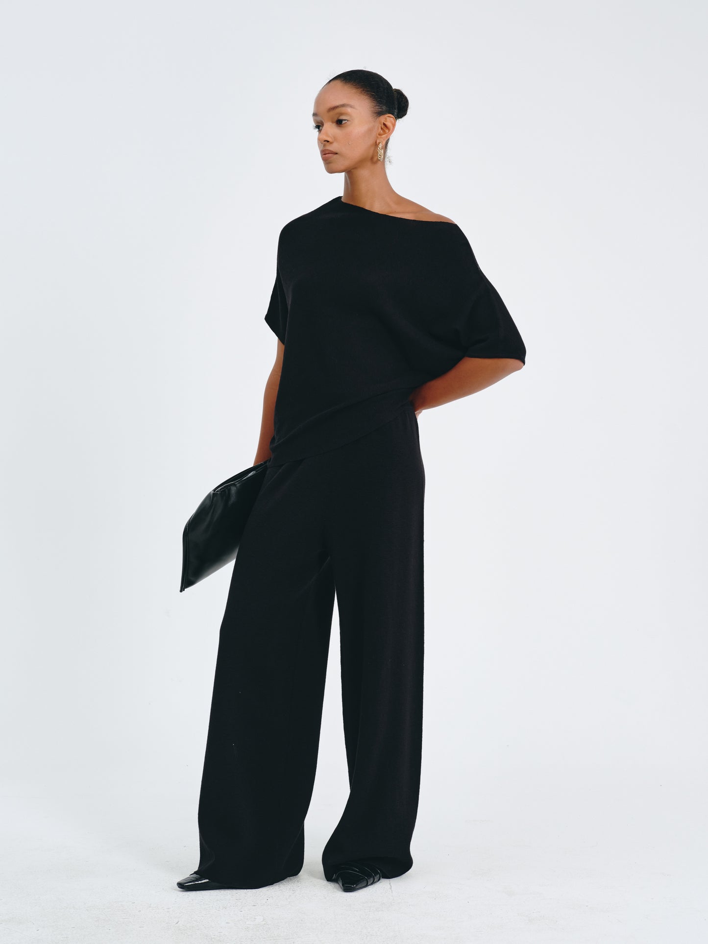 Pleated Waist Wide-Leg Pants