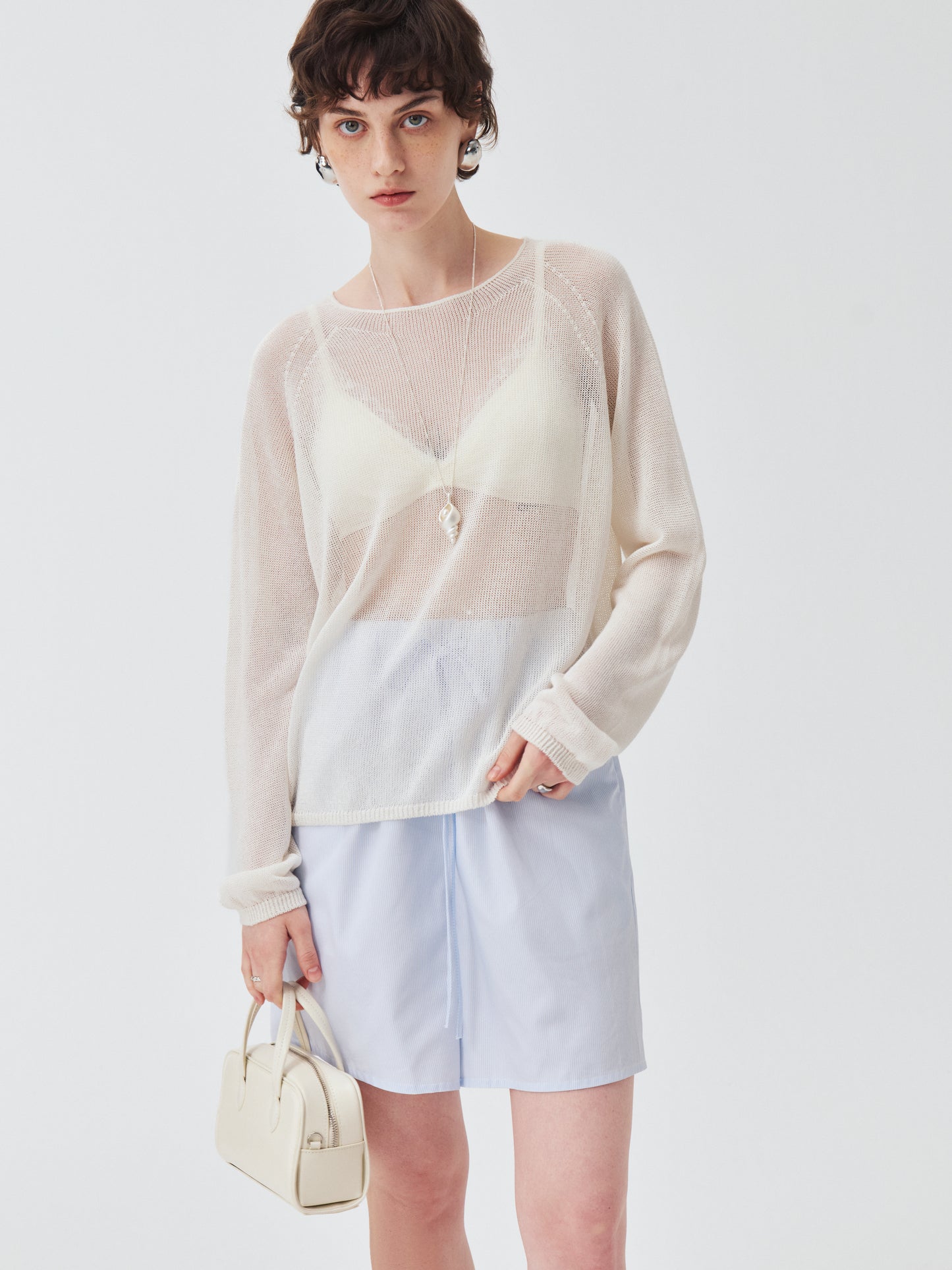 Aeris Veil Pullover