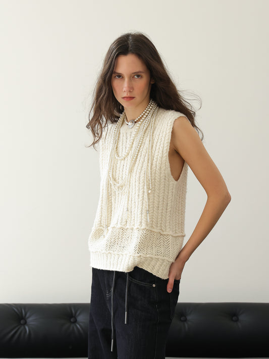 Herringbone Relief Knit Vest