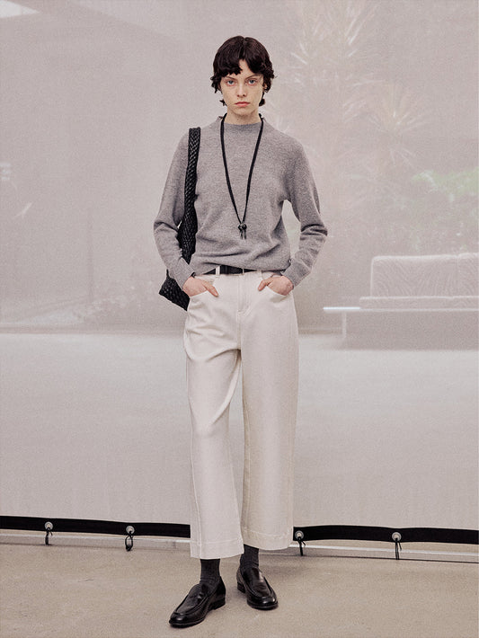 Crisp Cropped Straight Jeans