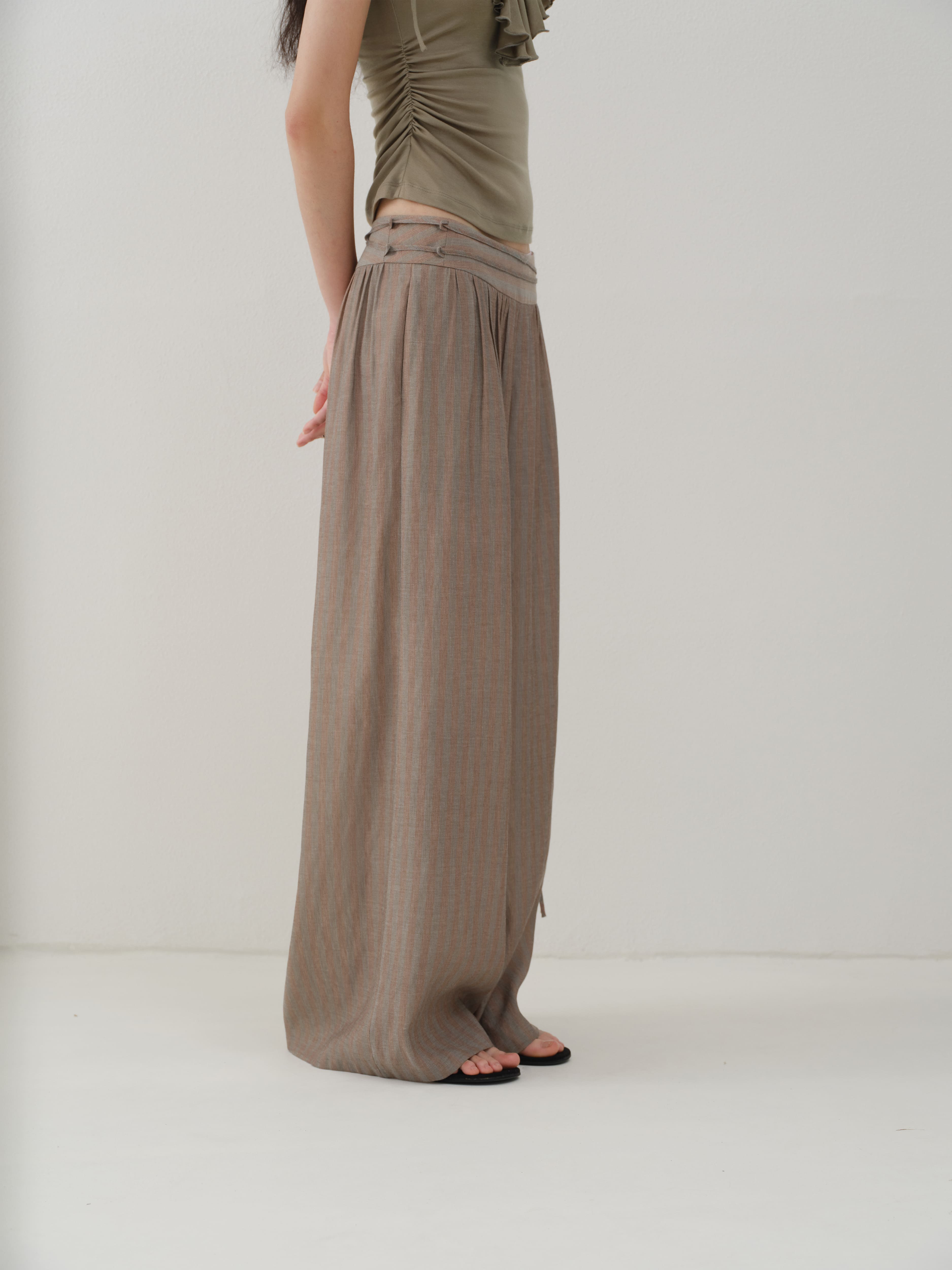 Striped Wide-Leg Pleated Pants