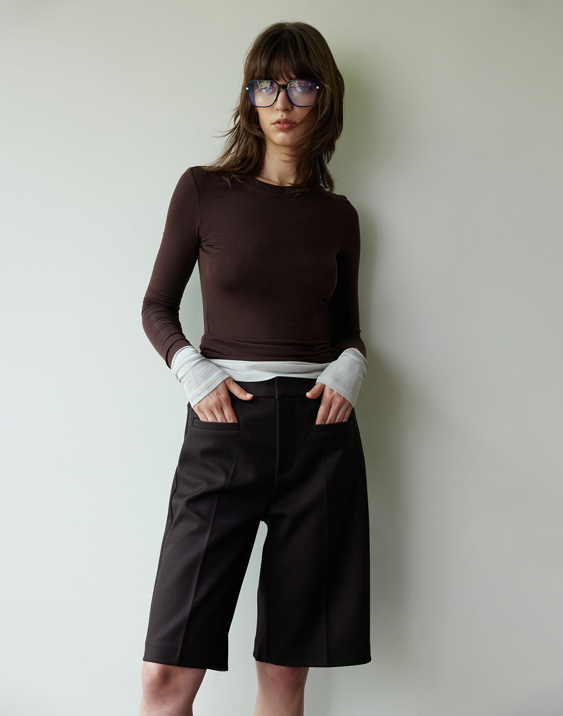 Shorts ajustés en sergé élégant