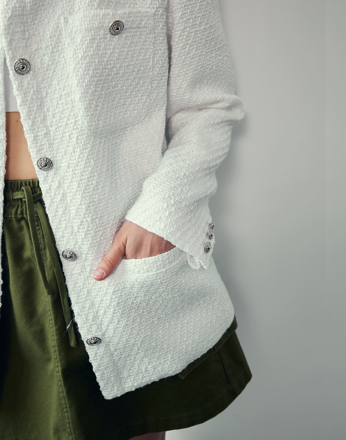 Jupe droite utilitaire moderne