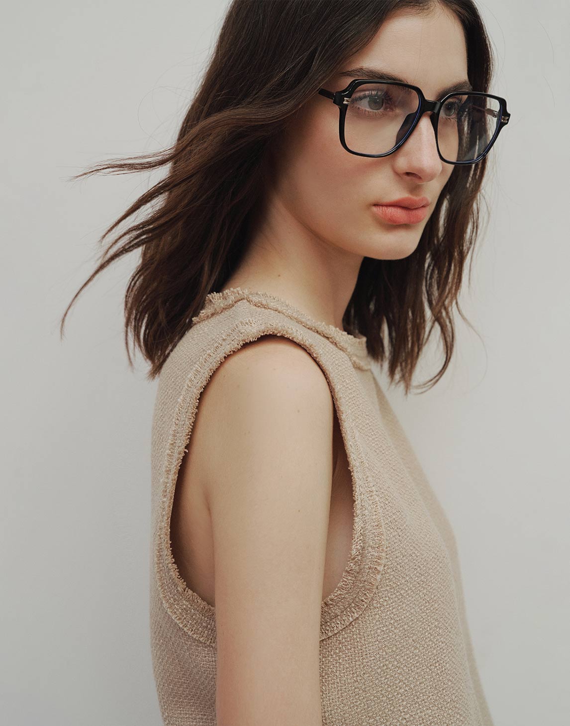 Raw-Edge Ärmelloses Top