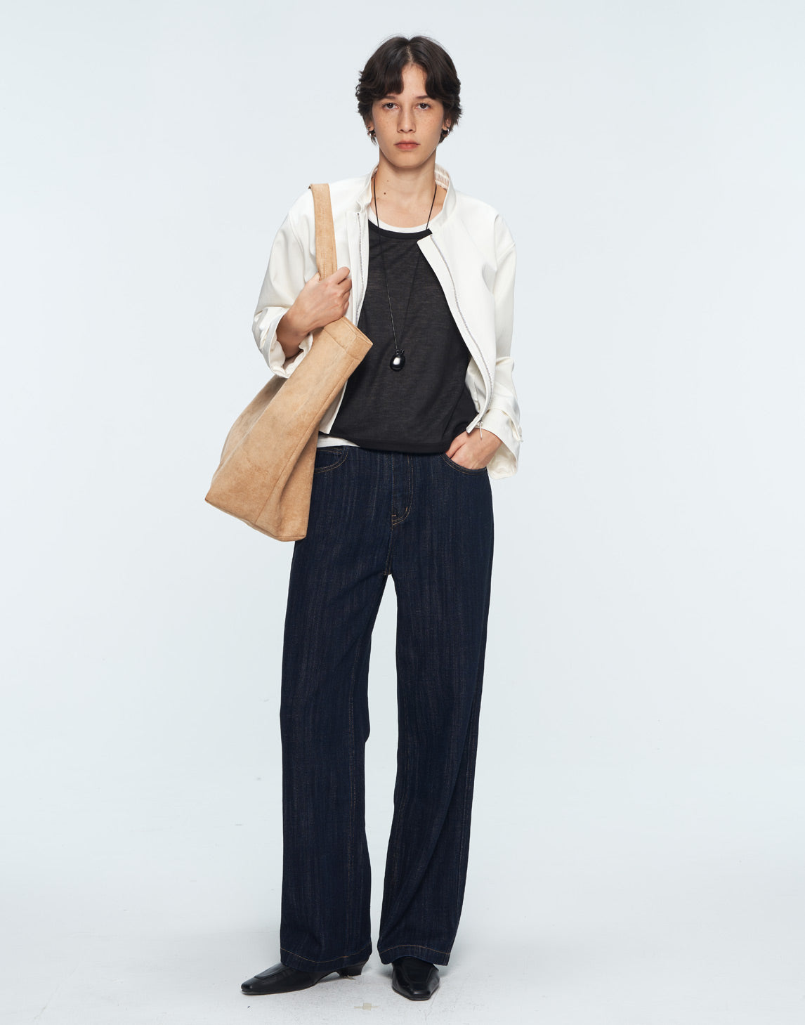 Pantaloni in denim classici a zampa