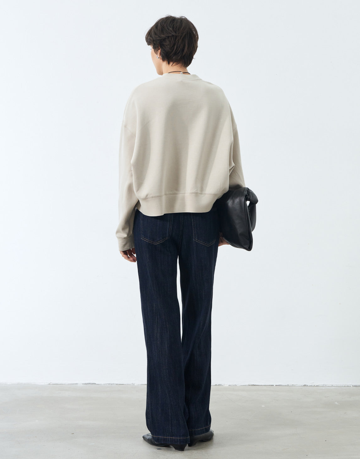 Pantaloni in denim classici a zampa
