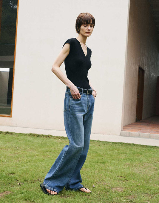 Chic Straight-Leg Jeans