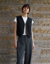 Tencel-Linen Blend V-neck Vest