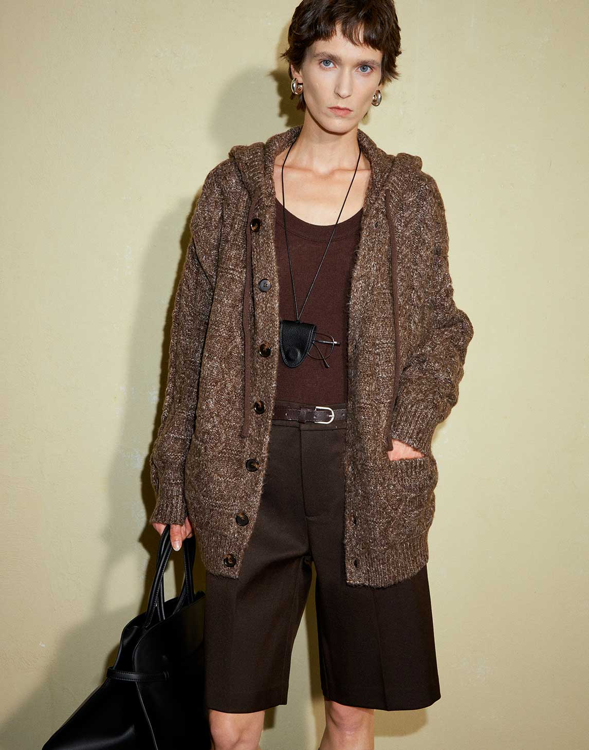 Chicer Oversize-Strickcardigan mit Zopfmuster