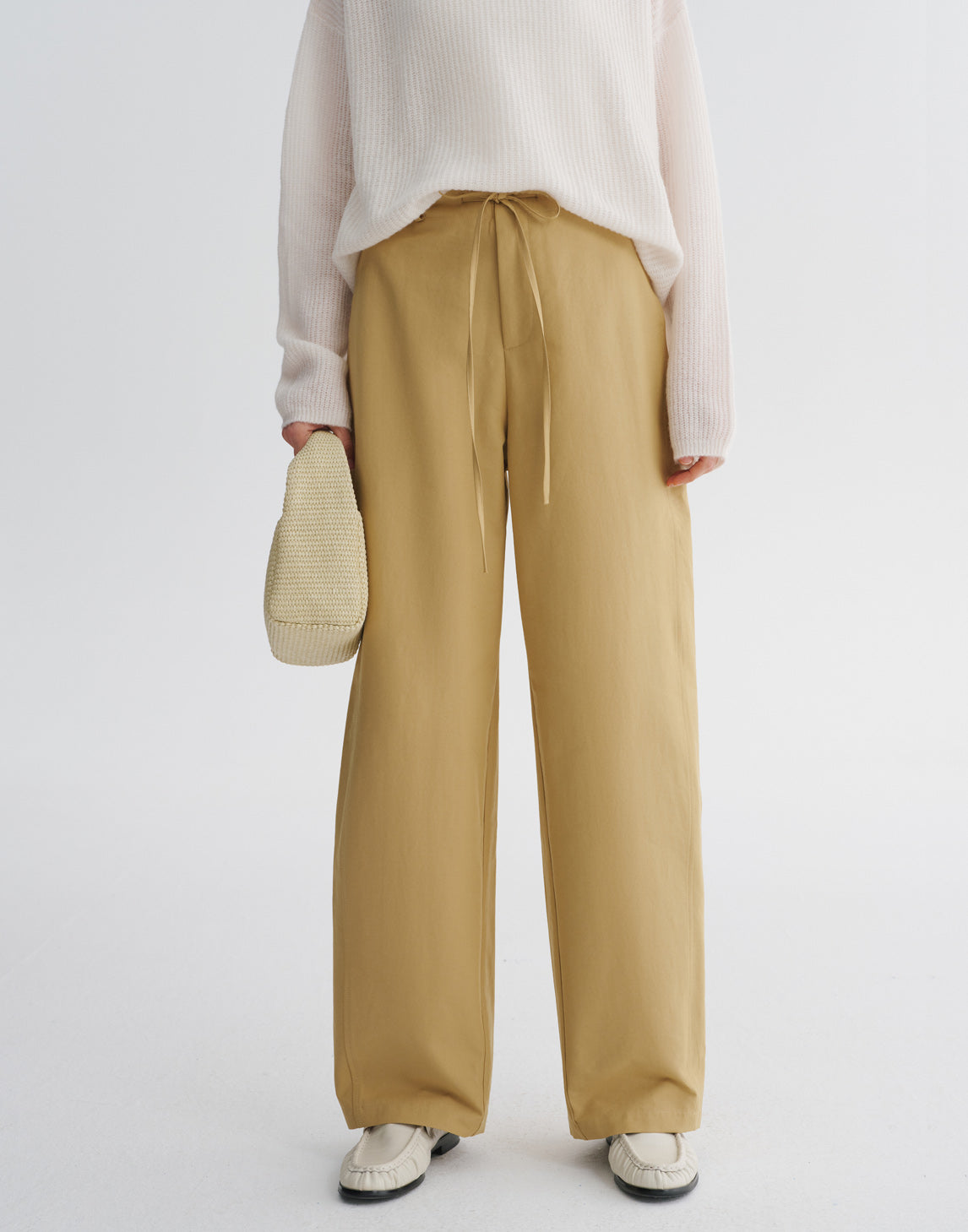 Entspannte Hosen mit weitem Bein
