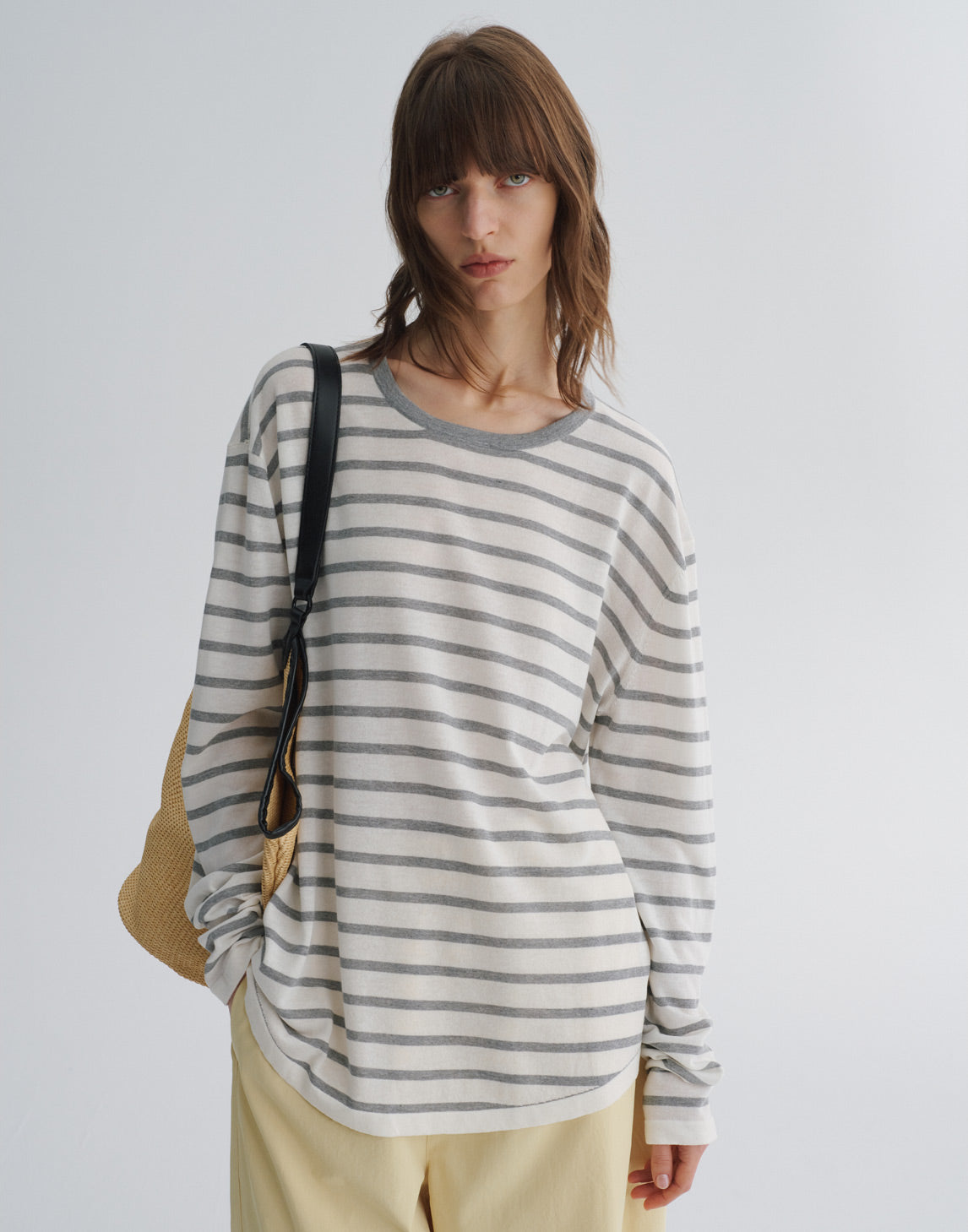 gray-white striped / S