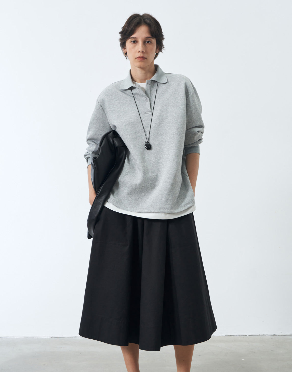 Sudadera tipo polo casual y cómoda
