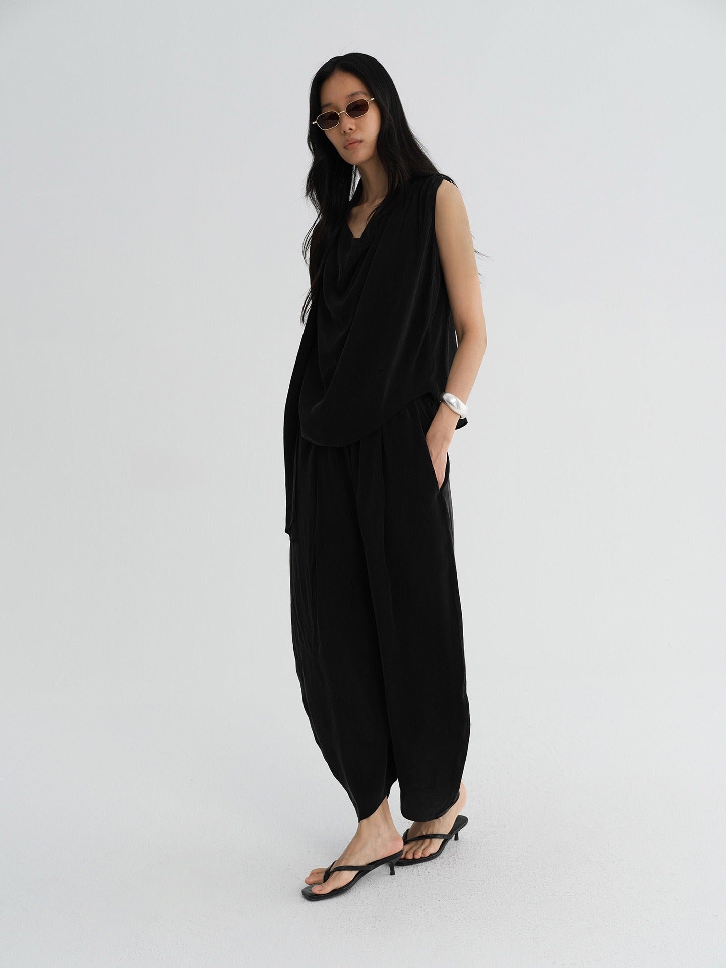 Veyra Sleeveless Top