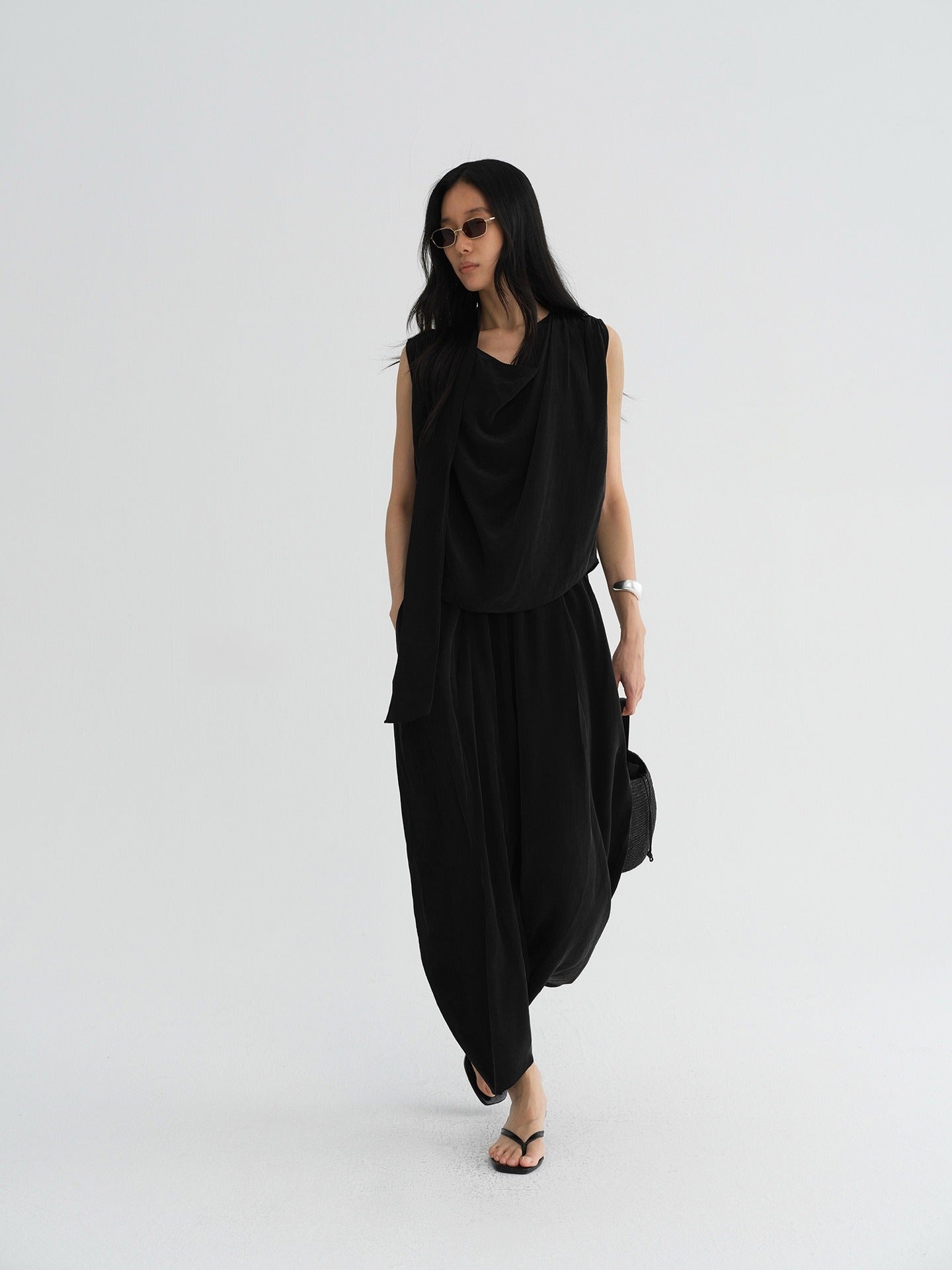 Veyra Sleeveless Top