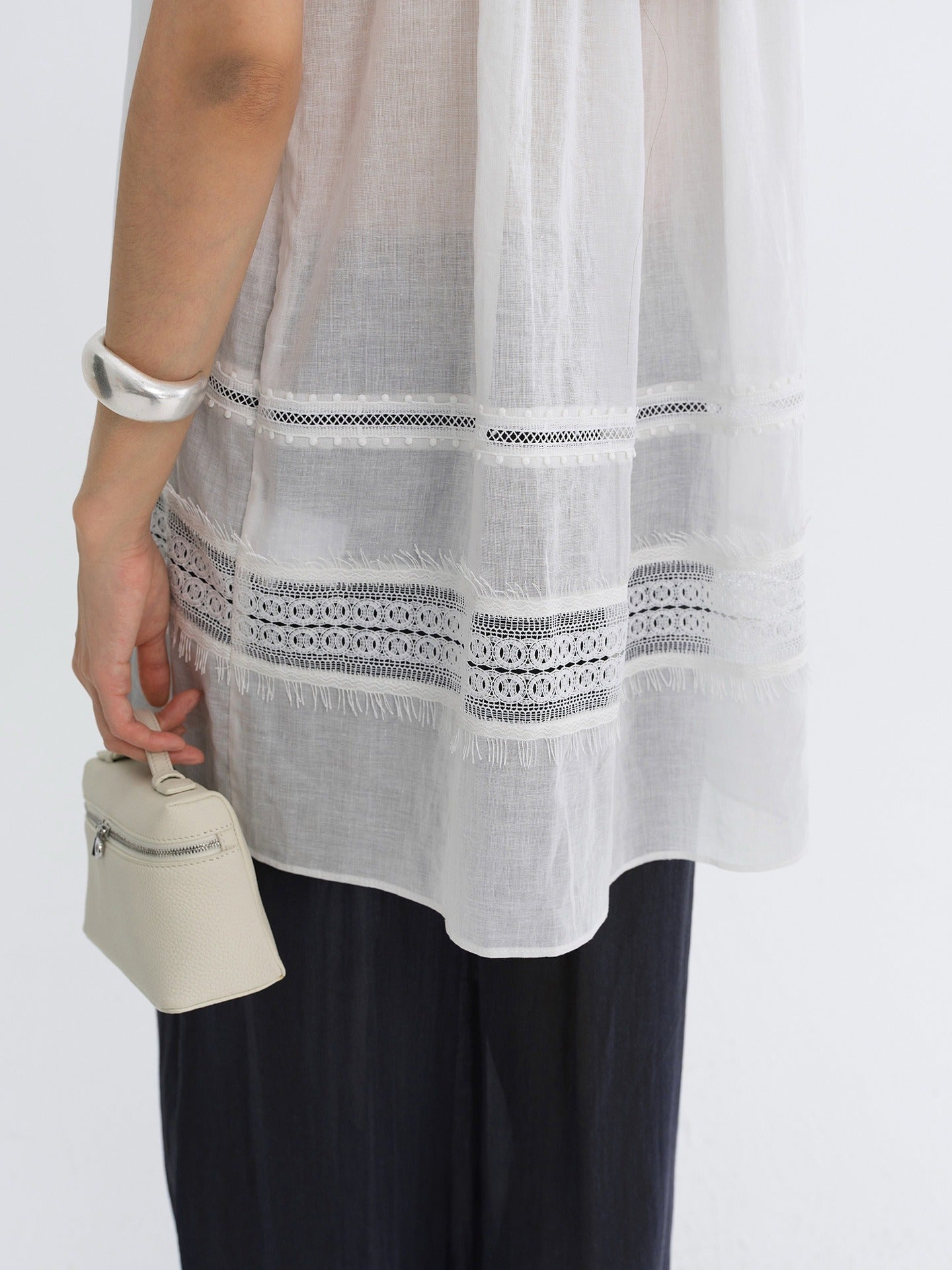 Eira Veil Top