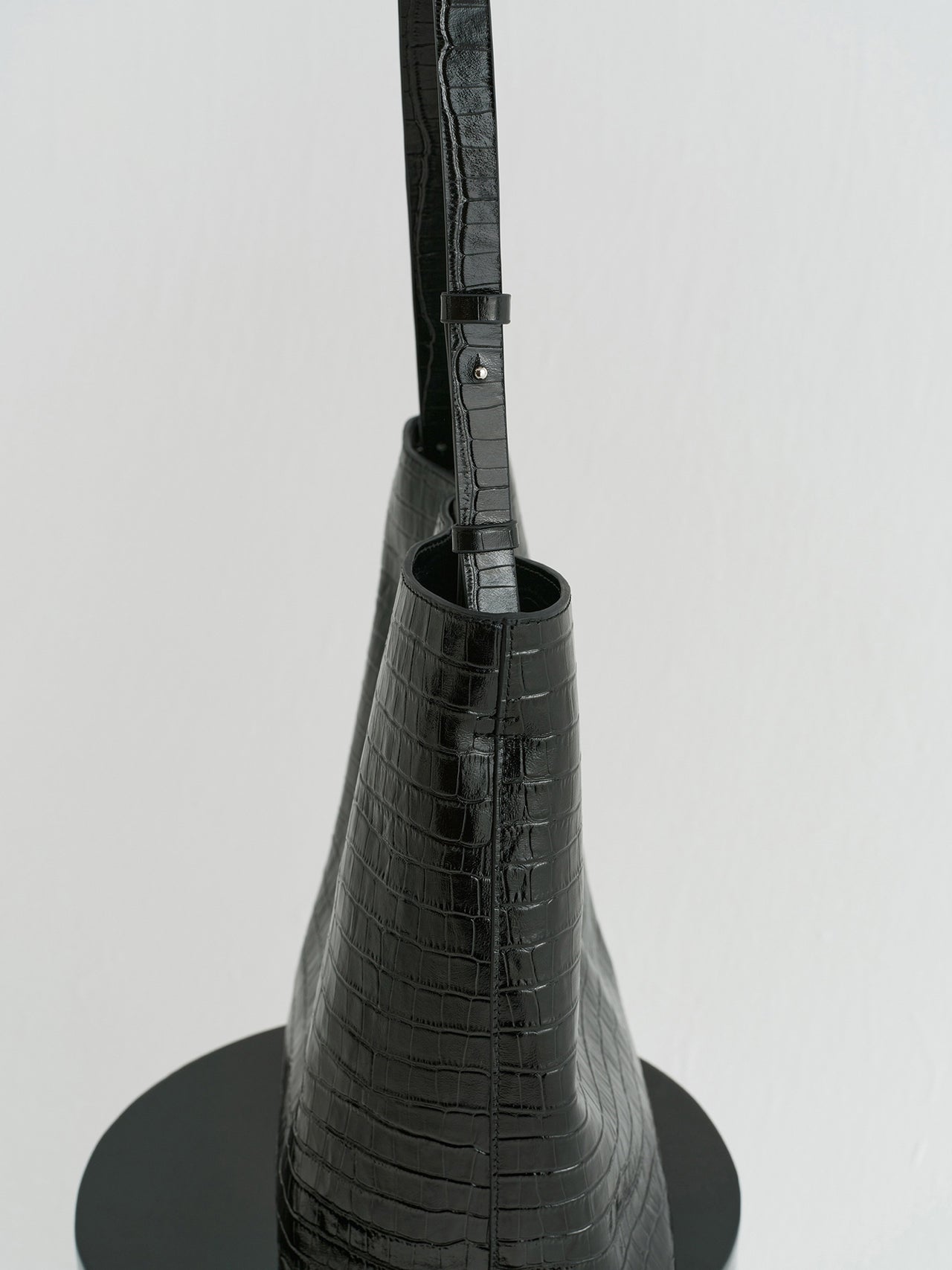 Cova Structure Tote
