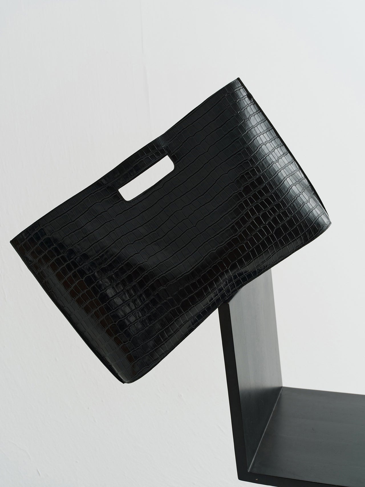 Luma Croc Clutch