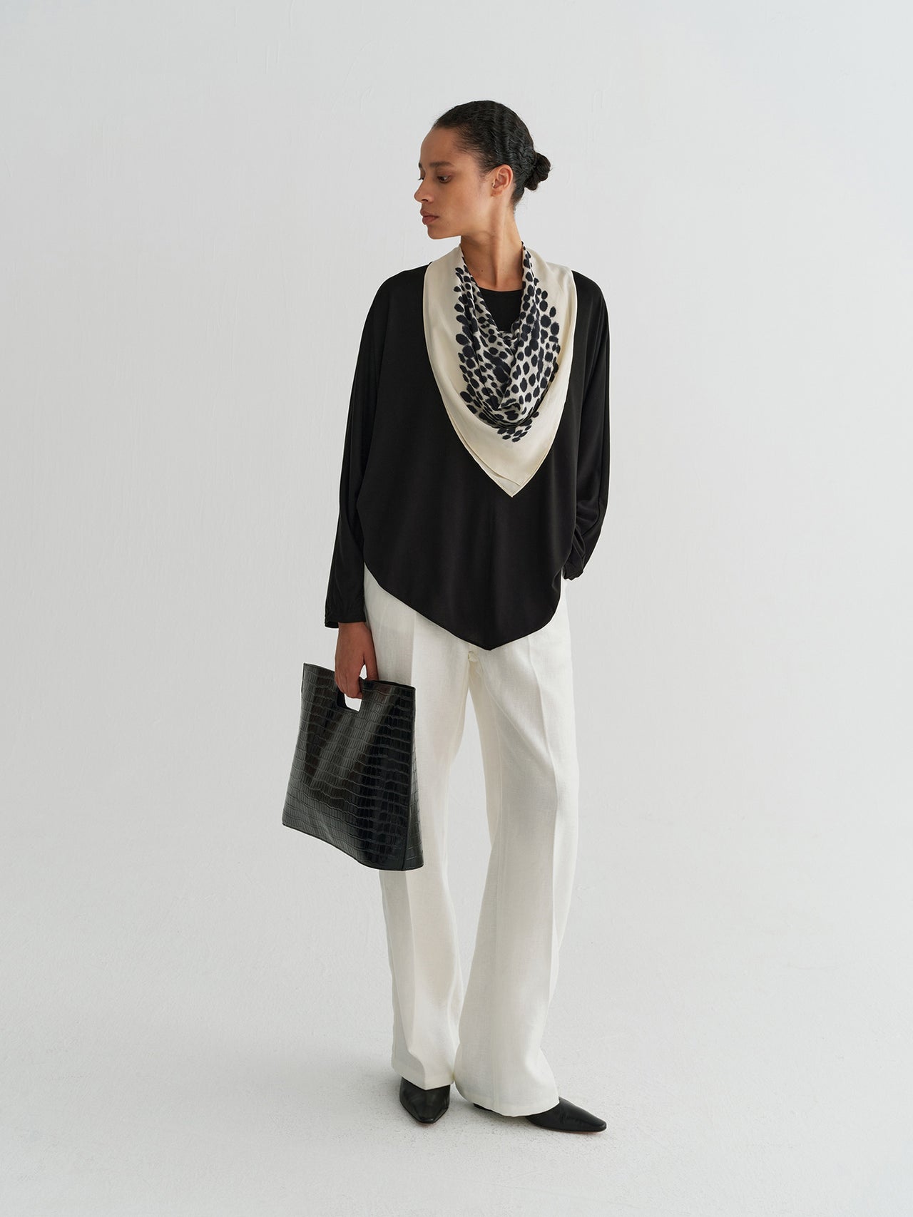 Luma Croc Clutch