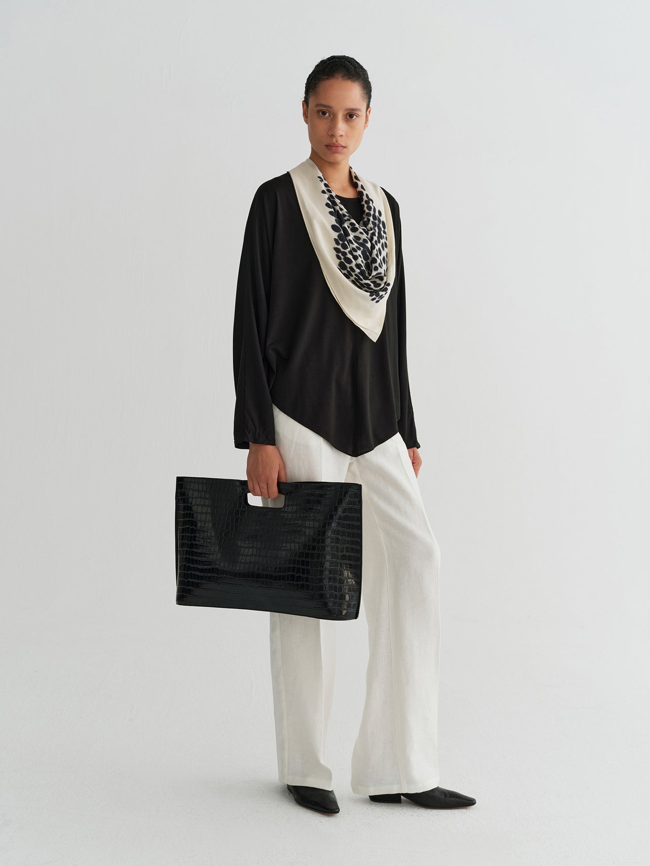 Luma Croc Clutch